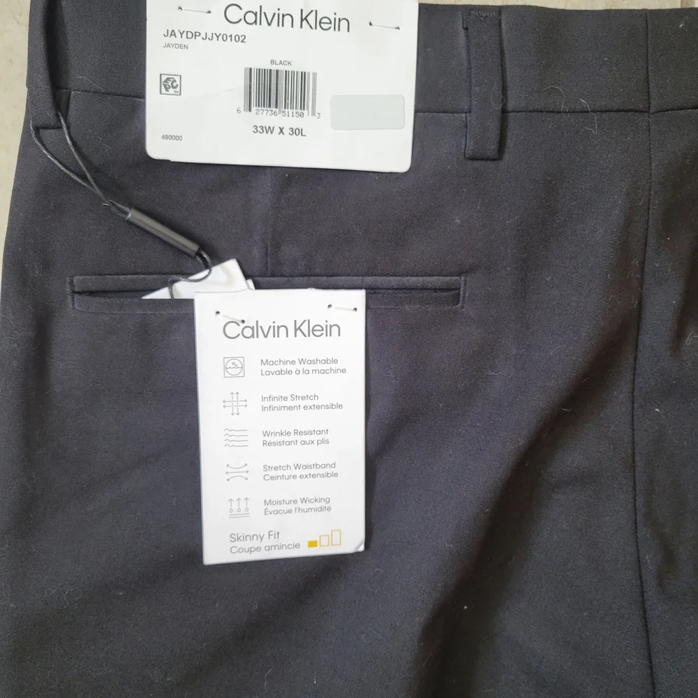 Calvin Klein Men's Skinny-Fit Wrinkle Resistant Black Dress Pants 33/30 NWT $175